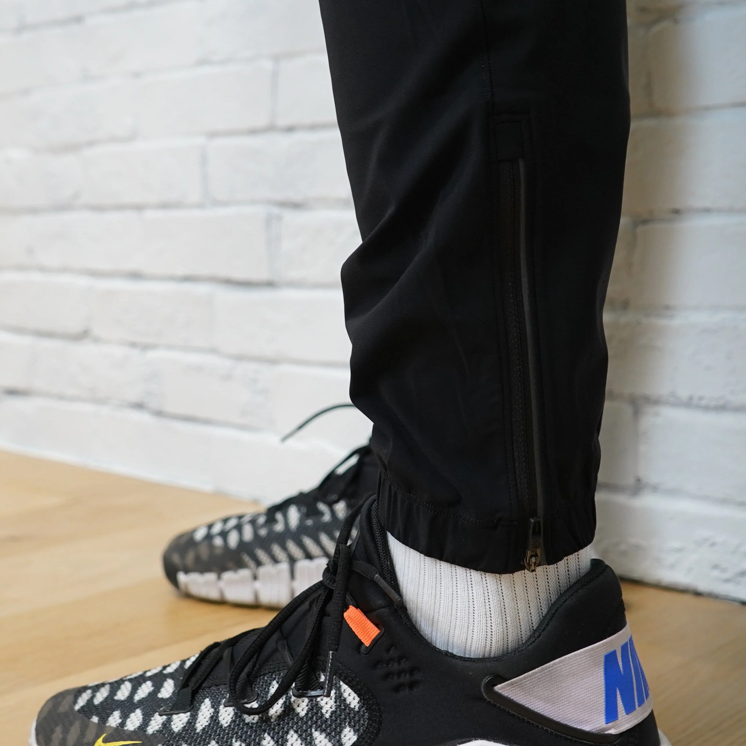 S&T x lululemon Surge Jogger - Image 3